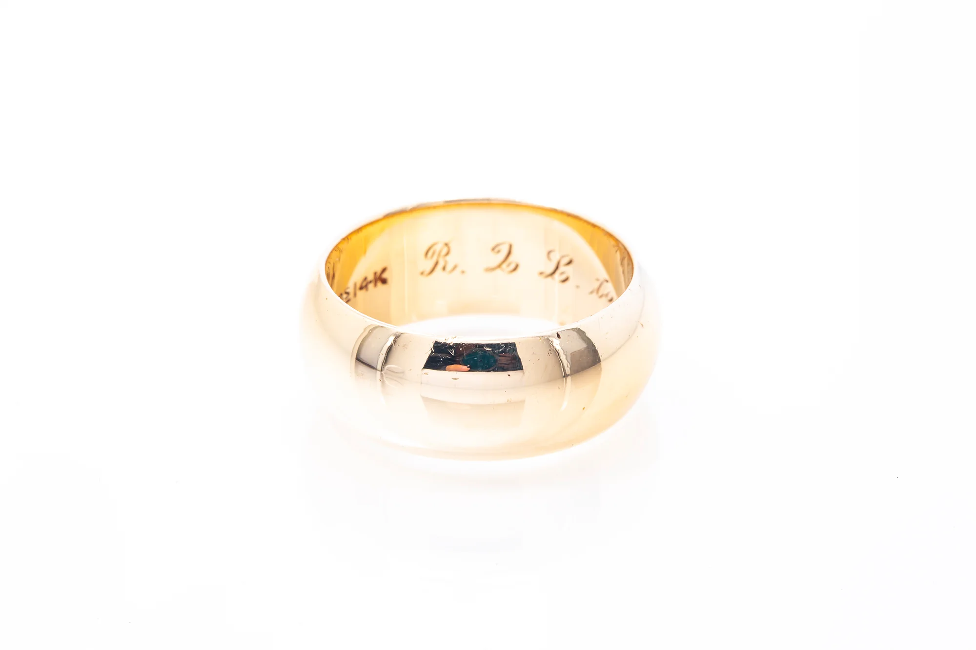 Vintage Premesco 14k Plum 585 Inscribed 1962 Wide Domed Wedding Band Ring Size 6.5 - Image 4