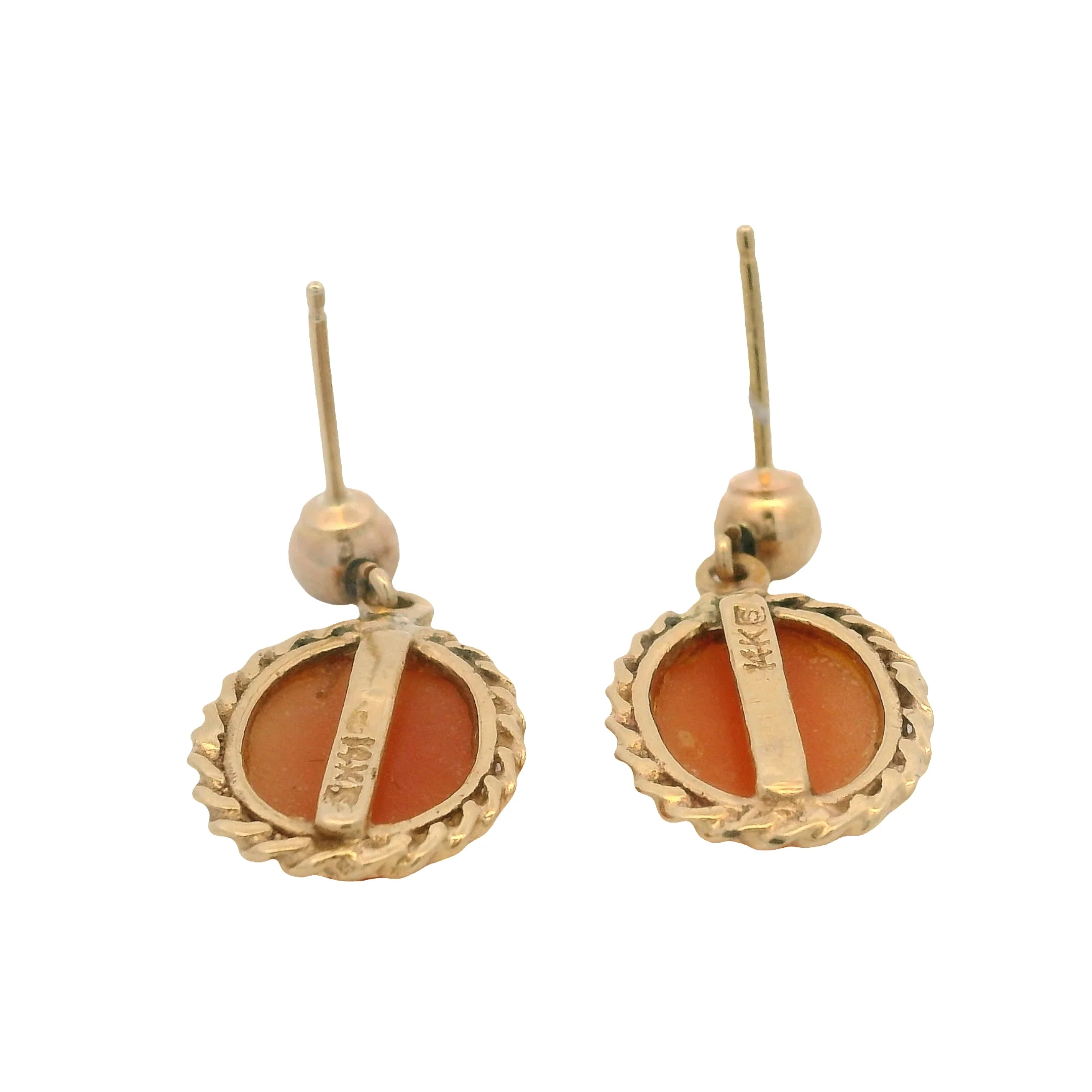 Vintage Solid 14kt Yellow Gold and Conch Shell Small Cameo Stud Earrings - Image 3