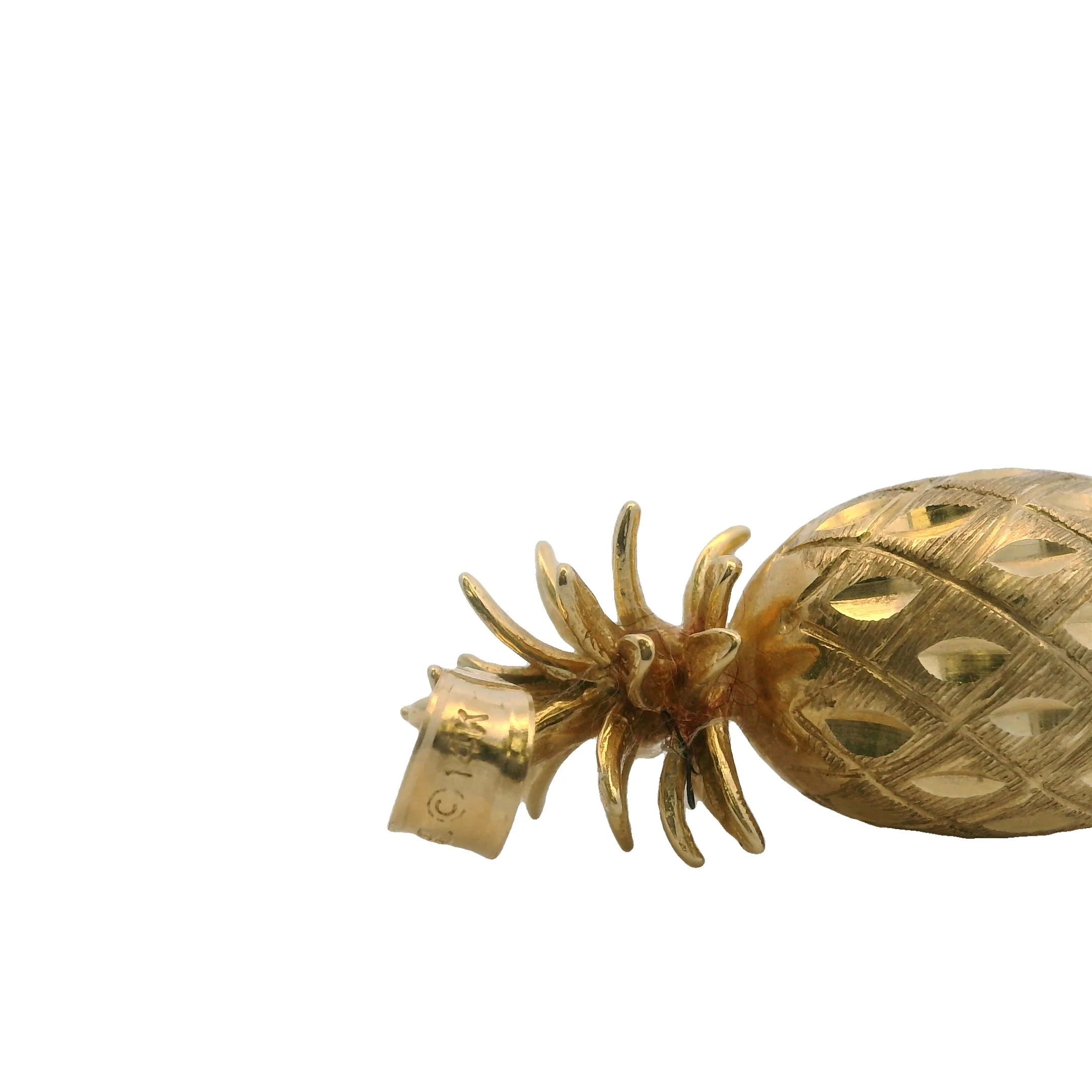 Vintage Solid 14kt Yellow Gold Detailed Pineapple Pendant Charm - Image 5