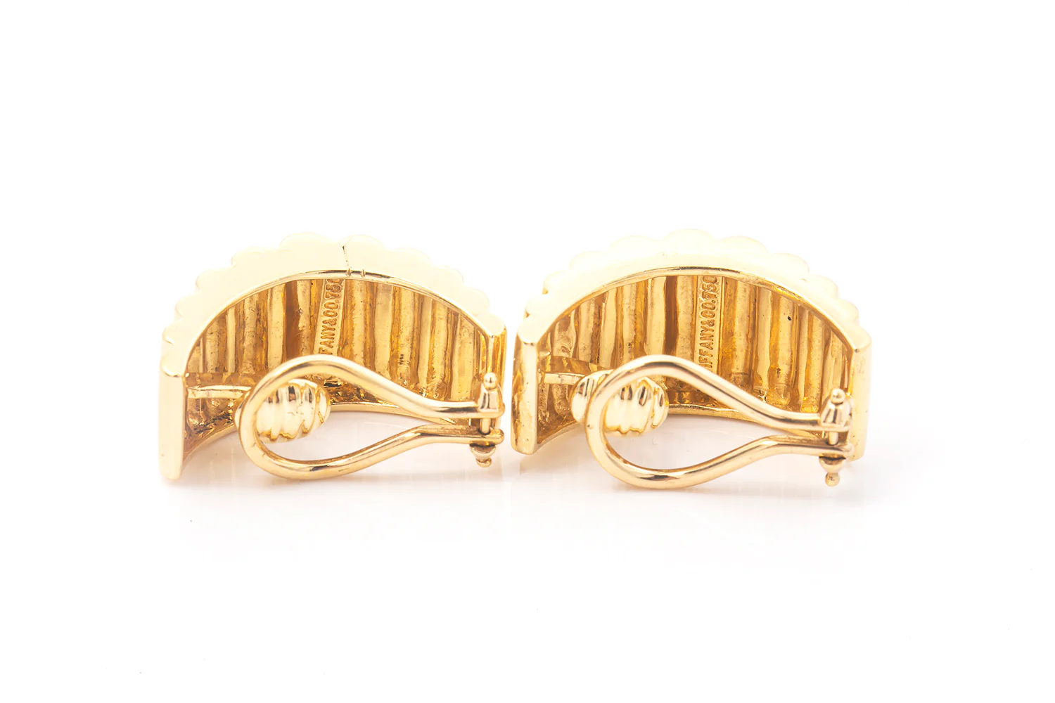 Vintage Tiffany & Co 18k 750 Yellow Gold Shrimp Rigid Clip-On Earrings - Image 4
