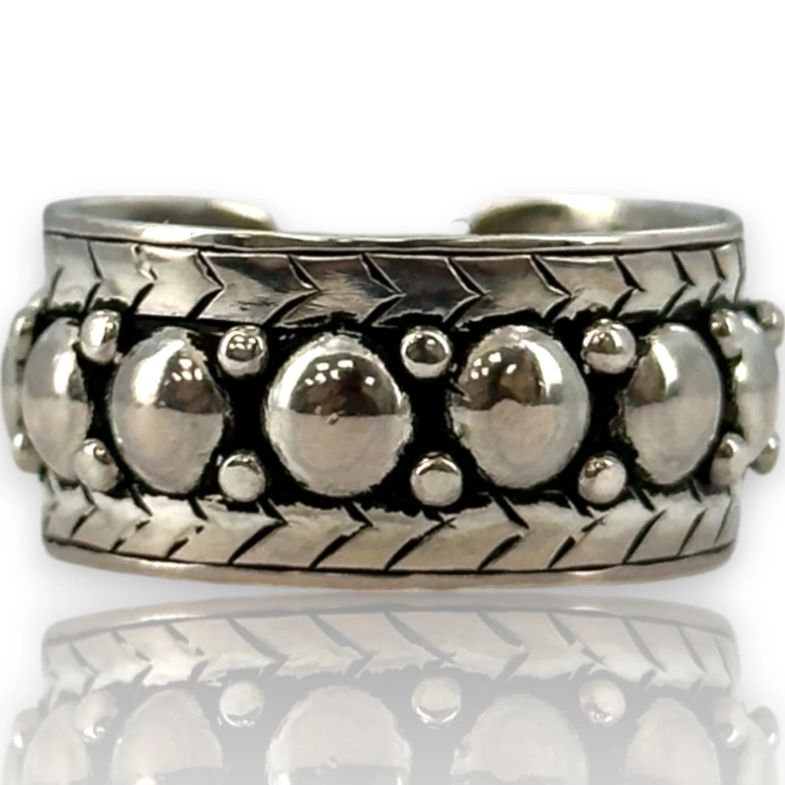 Yelli Jewels Handmade Moroccan 925 Sterling Silver Double Studs Adjustable 9.8mm Band Ring with Hand-Chiseled Details - Image 3